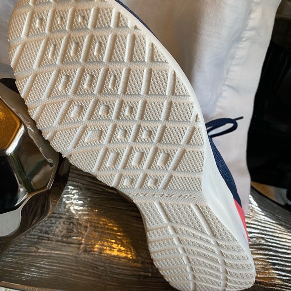 Sketchers Skech-Air with memory-foam size 9.5. - Picture 4 of 5